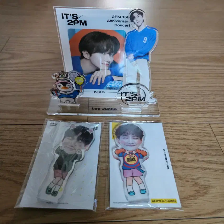 [BUNJANG] 2PM Junho Acrylic Photocard Stand / 2PM 아크릴 포토카드 스탠드 이준호