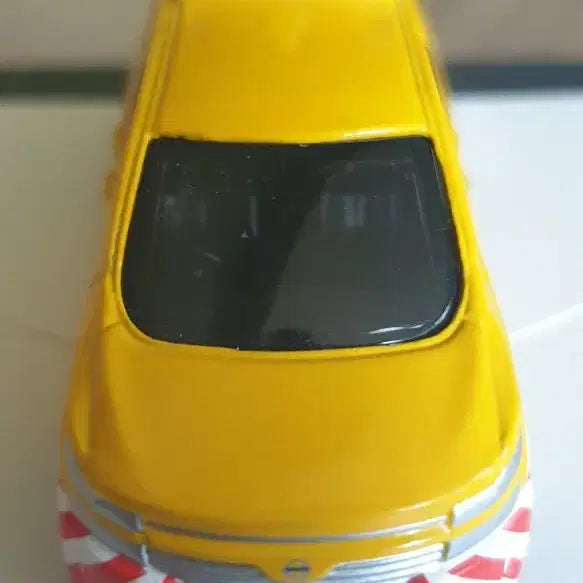 [BUNJANG] Tomica Nissan Elgrand Road Patrol Car 88 / 토미카 닛산 엘그랜드 로드 패트롤카 88
