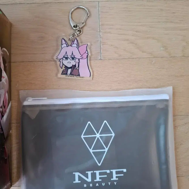 [BUNJANG] Fate/Grand Order Koyanskaya Noodle Stopper Figure Bundle Set with Keychain and Pouch / 페그오 코얀스카야 누들 스토퍼 + 키링 + 파우치 일괄
