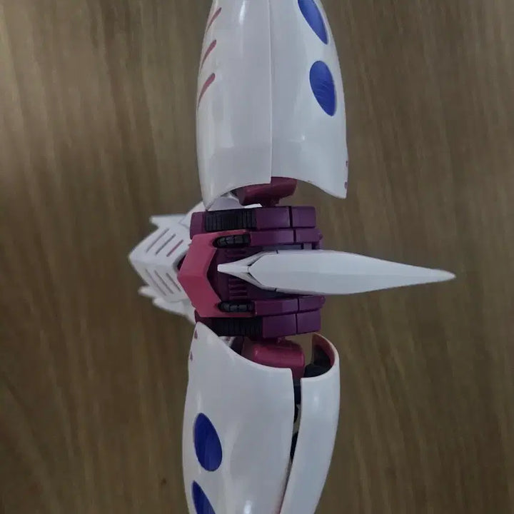 [BUNJANG] Bandai Spirits HGUC Qubeley Revive Gundam Model Kit / [HG] 큐베레이 리바이브 건담 프라모델 조립품