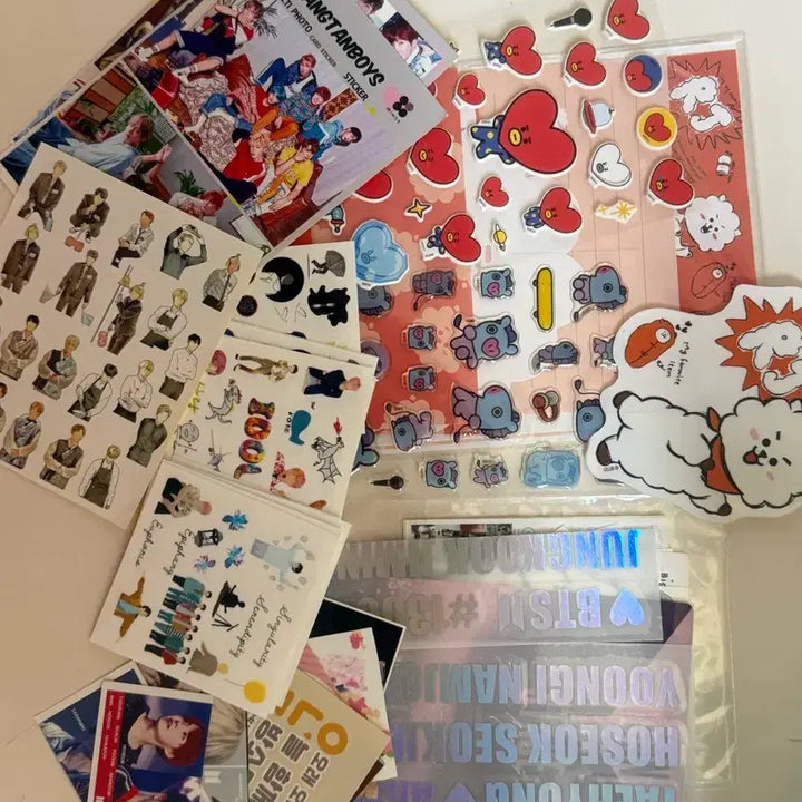 [BUNJANG] BTS BT21 Sticker Goods Set / 방탄소년단 BT21 스티커 굿즈 세트