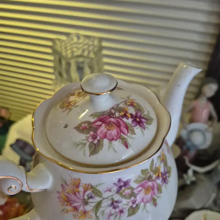 [BUNJANG] Colclough Medium Teapot / 콜클로우 미듐팟 딱 이쁜용량