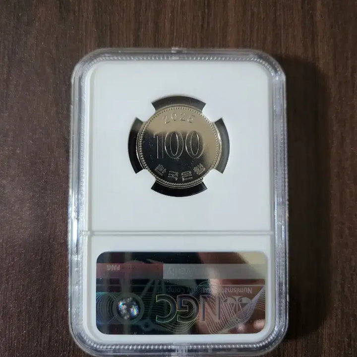 [BUNJANG] 2025 NGC MS 66 Graded 100 Won Coin / 100주, 2025년, NGC MS 66등급  1매