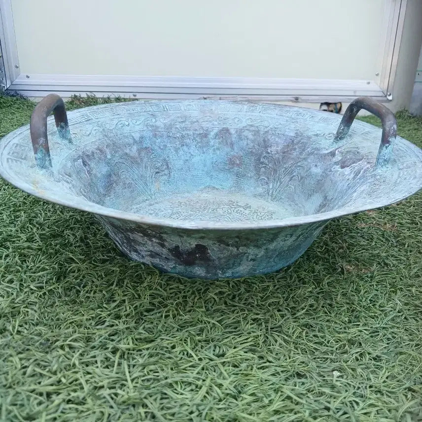 [BUNJANG] Bronze Relief Pattern Large Basin / 청동 양각 문양 대야