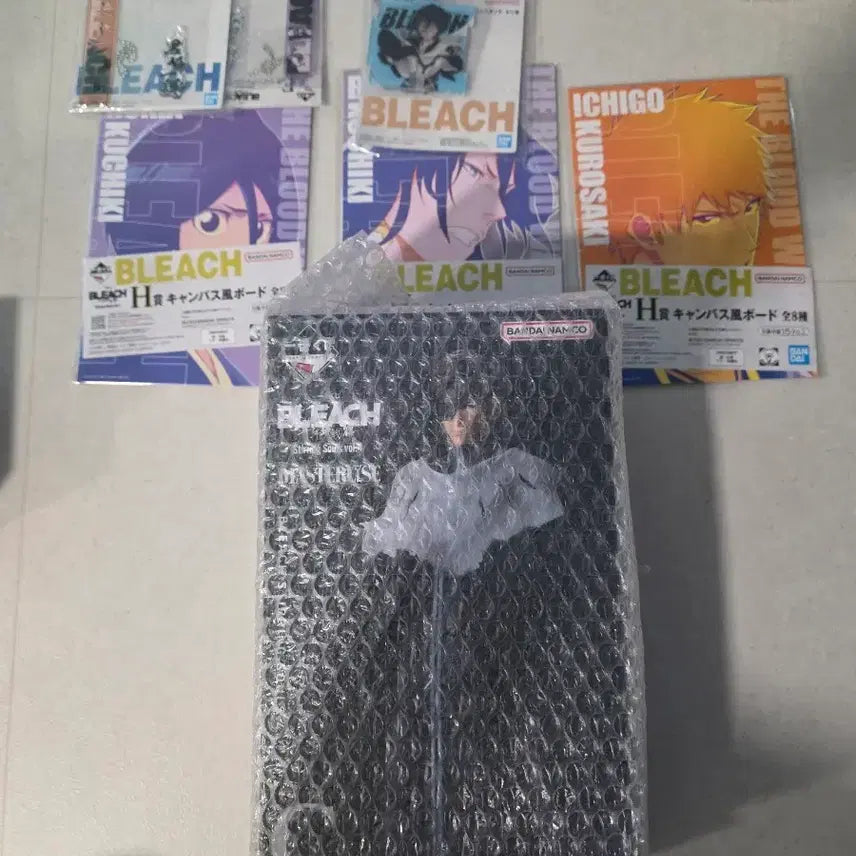 [BUNJANG] Aizen Sousuke Bleach Figure and Goods Bundle Set / 택포 10 아이젠 소스케
