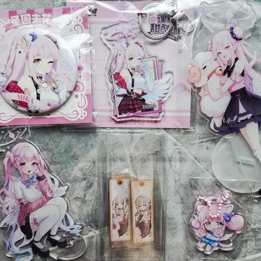 [BUNJANG] Blue Archive Ichiban Kuji Nagisa, Seia, China Exclusive Mika Acrylic Standee &amp; More Bundle / 블루아카이브 제일복권 나기사, 세이아, 중국한정 미카 아크릴 글리터 등