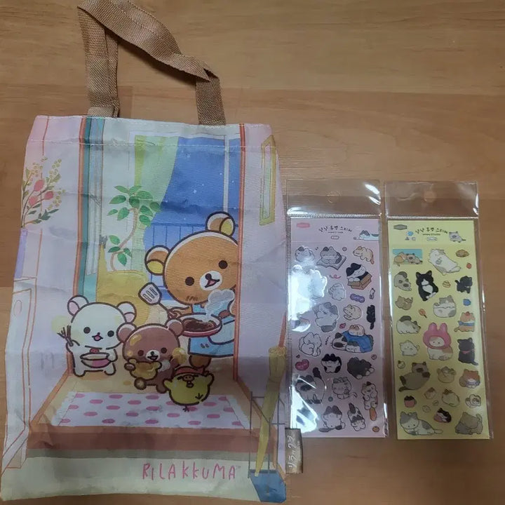 [BUNJANG] Rilakkuma Mini Tote Bag &amp; Cat Sticker Set / 리락쿠마 파우치 미니 토트백  가챠 + 고양이 스티커 2종
