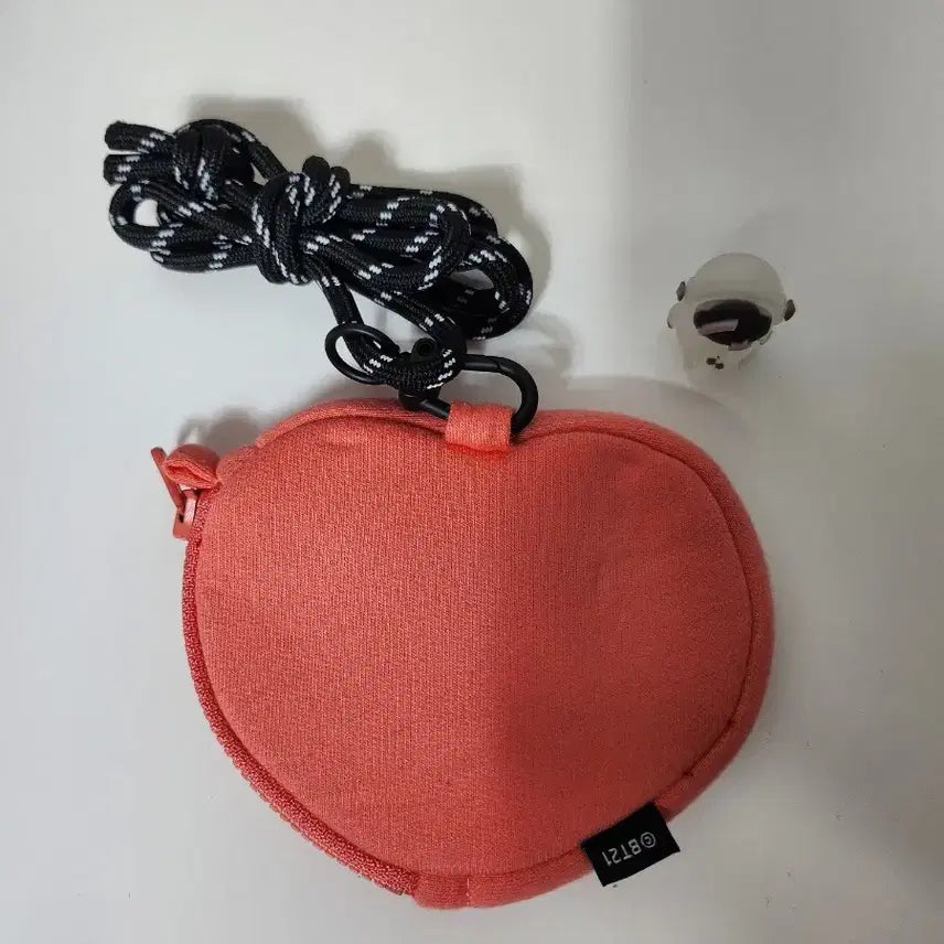[BUNJANG] BT21 TATA Necklace Coin Pouch / BT21 TATA 목걸이 동전지갑