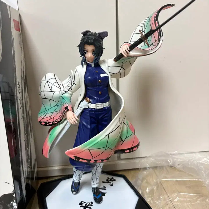 [BUNJANG] Demon Slayer Kocho Shinobu Figure / 귀멸의 칼날 코쵸우 시노부 피규어