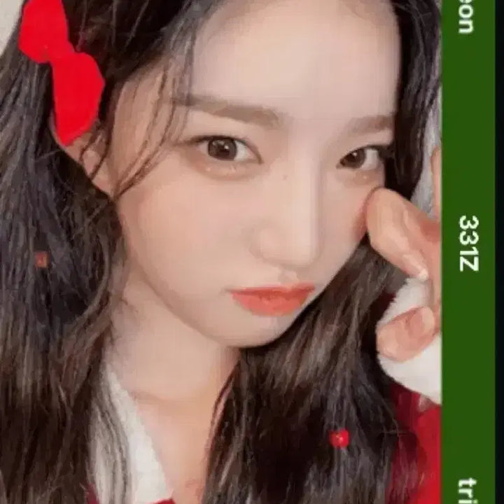 [BUNJANG] tripleS Kim Yooyeon Atom01 Christmas Object Photocard / 트리플에스 김유연 아톰01 크리스마스 오브젝트 양도