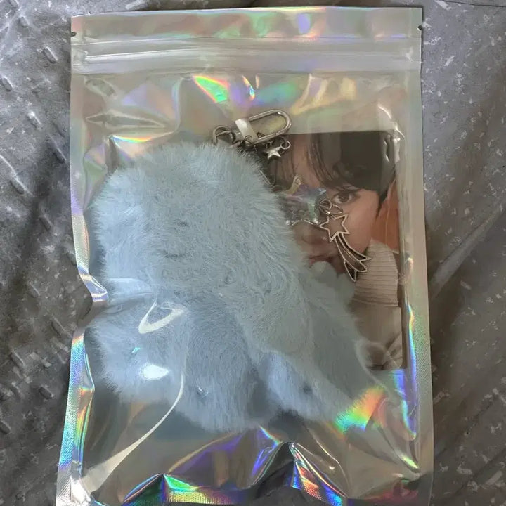 [BUNJANG] NCT WISH Exhibition Yushi Wing Keyring Sealed / 엔시티 위시 전시회 날개키링 유우시 미개봉