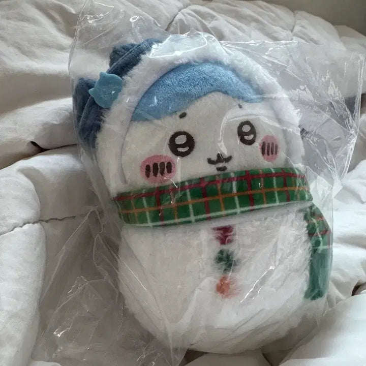 [BUNJANG] Chiikawa Winter Kuji Hachiware Snowman Mascot / 치이카와 겨울 쿠지 눈사람 하치와레 마스코트