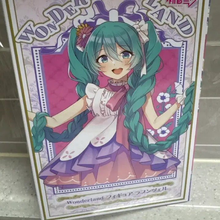[BUNJANG] Hatsune Miku Wonderland Figure / 하츠네미쿠 원더랜드 피규어