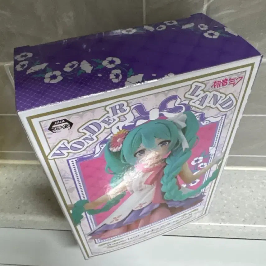 [BUNJANG] Hatsune Miku Wonderland Figure / 하츠네미쿠 원더랜드 피규어