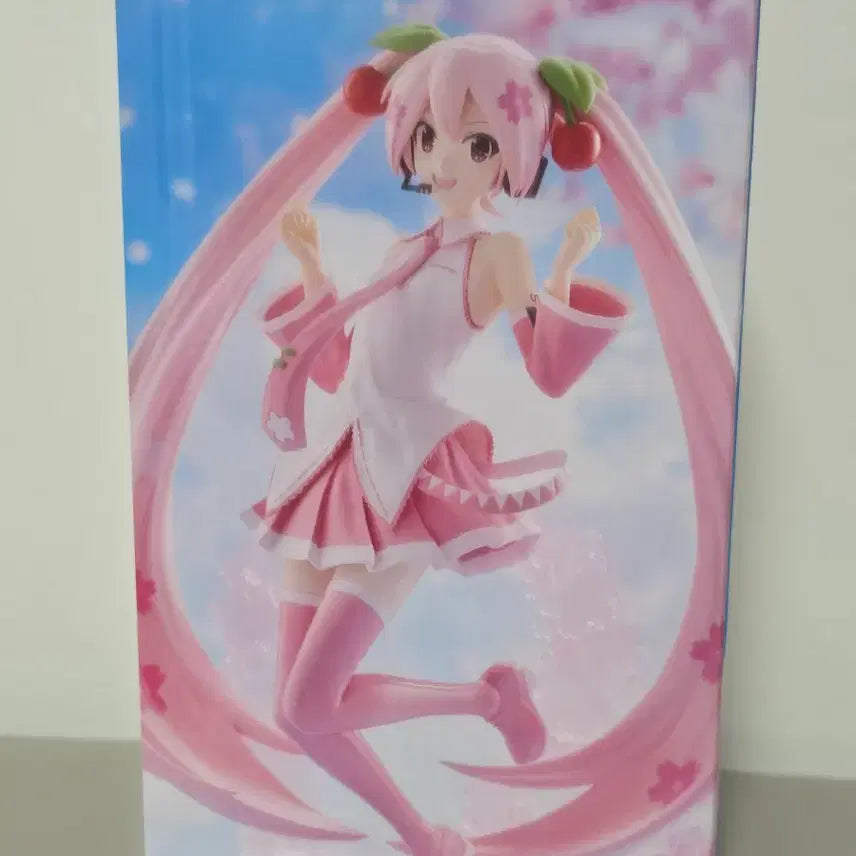[BUNJANG] Banpresto Sakura Miku Figure (Sealed) / (미개봉) 반프레스토 사쿠라 미쿠 피규어