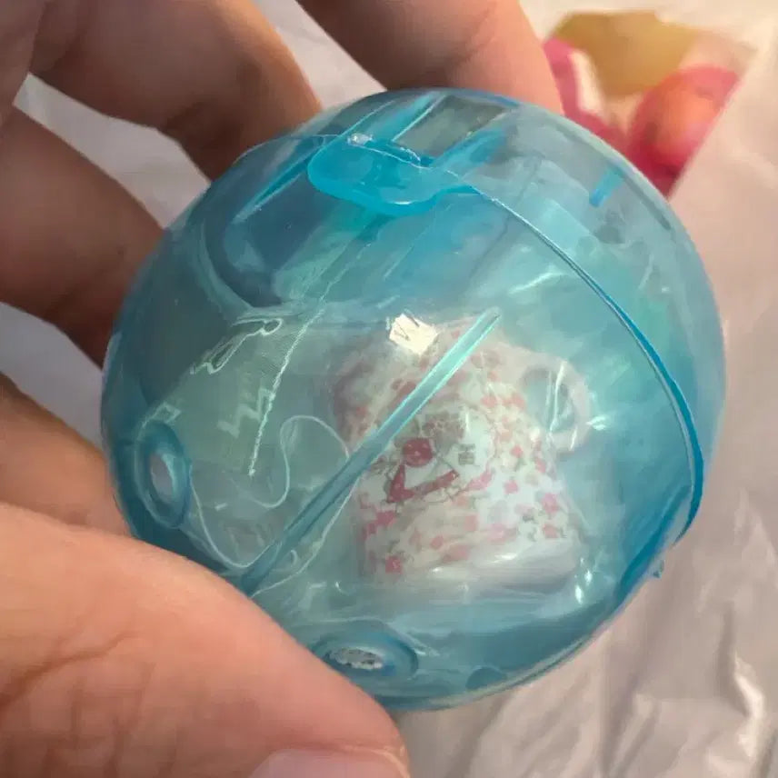 [BUNJANG] Sanrio Marron Cream Toothbrush Gacha Figure / 산리오 마론크림 칫솔 가챠