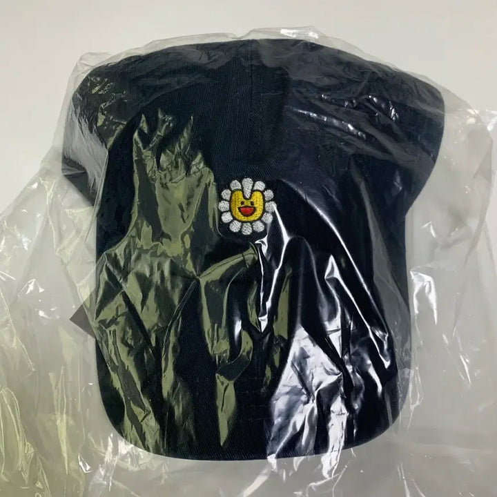 [BUNJANG] NewJeans x Murakami Baseball Cap Navy / NewJeans 뉴진스 x 무라카미 볼캡 네이비