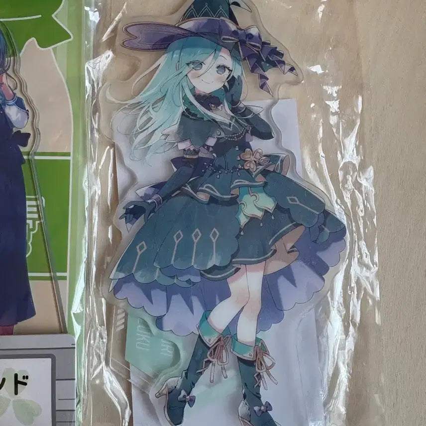 [BUNJANG] Hinomori Shizuku Lawson Acrylic Stand / 프세카 히노모리 시즈쿠 아크릴 로손 온리샵