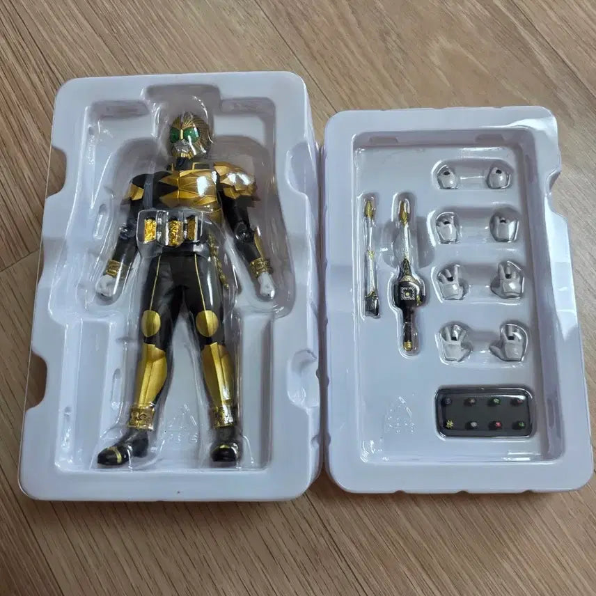 [BUNJANG] Bandai Tamashii Nations S.H.Figuarts Kamen Rider Beast Action Figure / 진골조제법 가면라이더 비스트