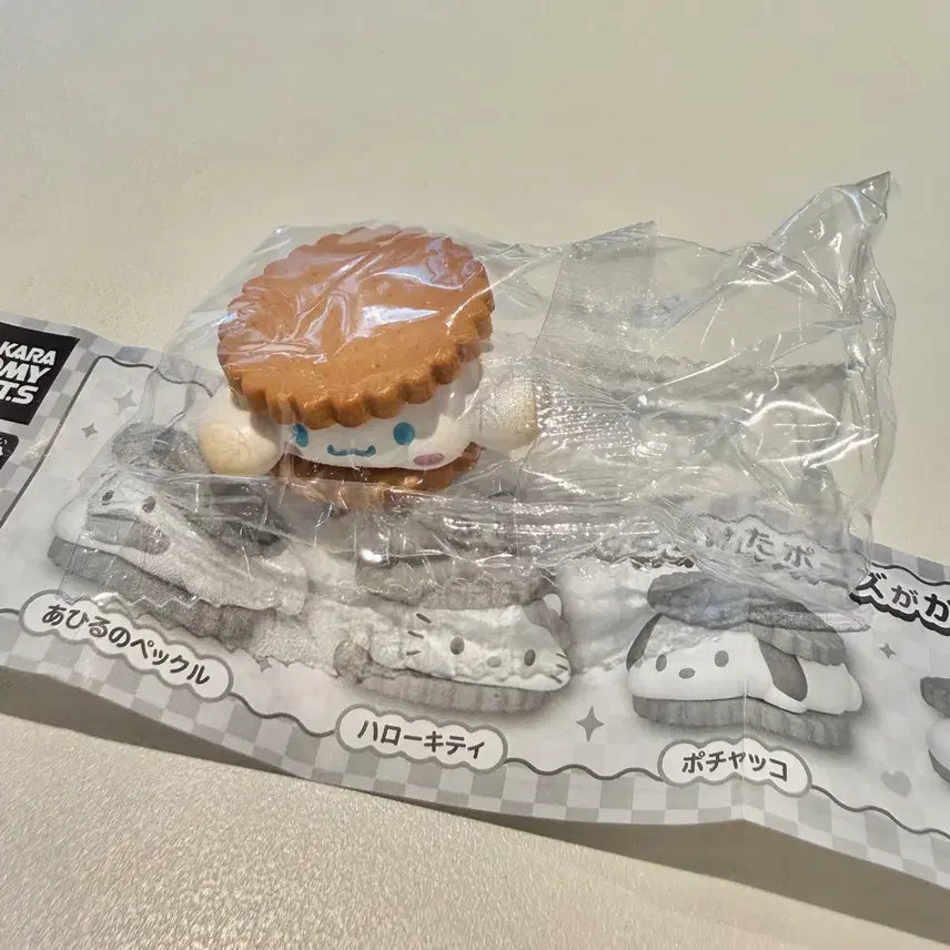 [BUNJANG] Sanrio Cinnamoroll Cookie Figure Gacha / 일본가챠)쿠키속에 시나모롤 피규어