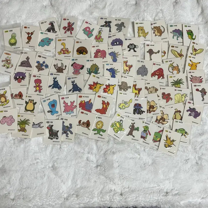 [BUNJANG] Pokemon Stickers 75-Piece Bundle Pikachu Raichu 30th Anniversary / 포켓몬 띠부씰 75장 일괄 피카츄 라이츄 30주년