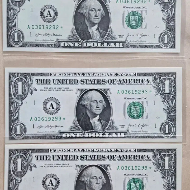 [BUNJANG] United States 2021 Star Note $1 Bills (Uncirculated) - Set of 3 / 미국 2021년  1달러 미사용 스타노트 지폐 3장