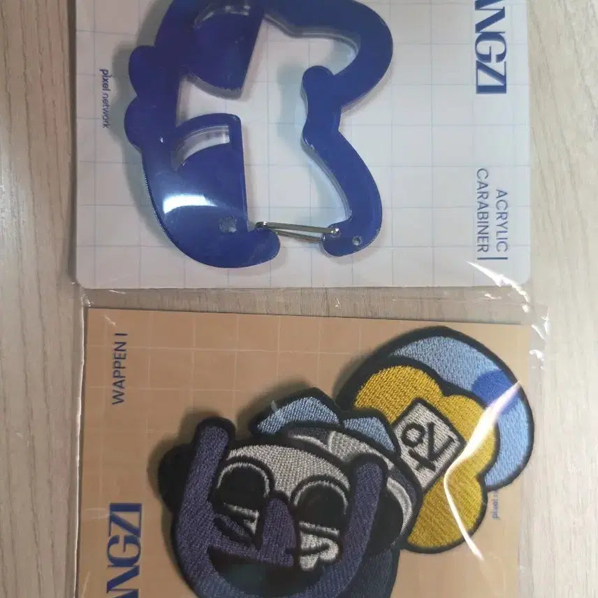 [BUNJANG] Kangji Acrylic Carabiner Wappen Set / 강지 아크릴 카라비너 와펜 세트