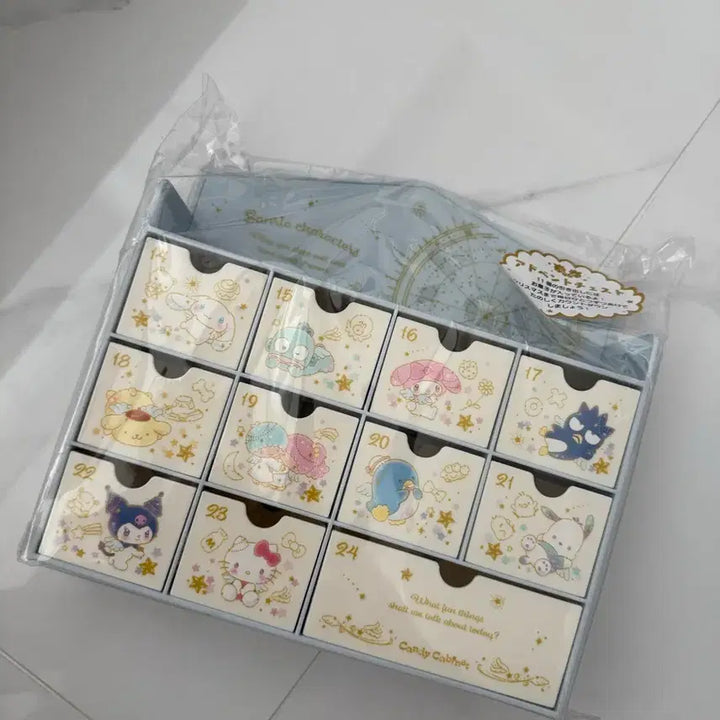 [BUNJANG] Sanrio Characters Calendar Box Storage / 고전 산리오 캐릭터 캘린더 박스 수납함