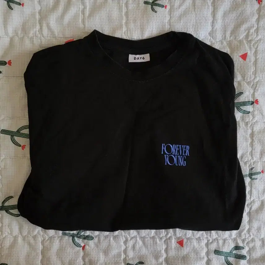 [BUNJANG] Day6 Forever Young Finale T-Shirt / 데이식스 포에버영 피날레 티셔츠