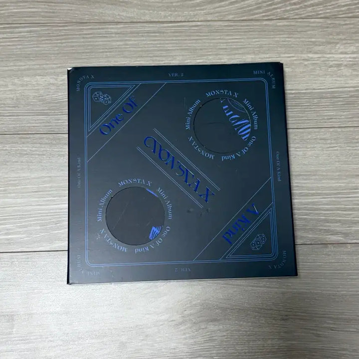 [BUNJANG] MONSTA X Mini Album One Of A Kind VER.2 / 몬스타엑스 미니앨범 One Of A Kind VER.2