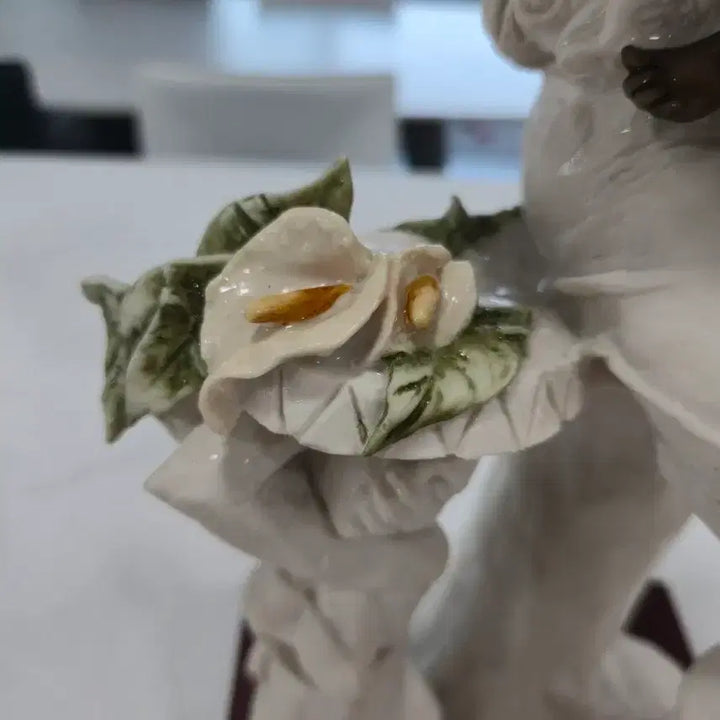 [BUNJANG] Capodimonte Giuseppe Armani "Dream of Tomorrow" Figurine / 카포디몬테 주세페 아르마니 "내일의 꿈" 피규어