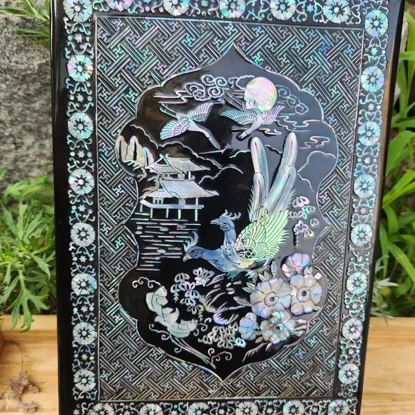 [BUNJANG] 1970s Korean Mother-of-Pearl Lacquerware Document Box / 근대사 70년대 나전칠기 고급 자개서류함