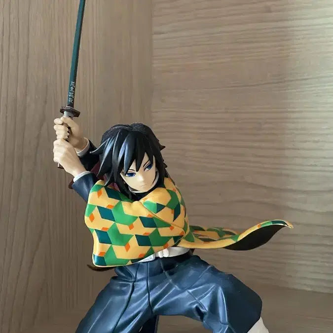 [BUNJANG] Demon Slayer: Kimetsu no Yaiba Tomioka Giyu Figure / 귀멸의 칼날 토미오카 기유 피규어