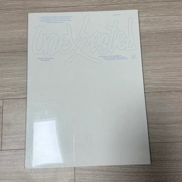 [BUNJANG] The Boyz 3rd Album Unsensitive / 더보이즈 3집 앨범 Unsensitive