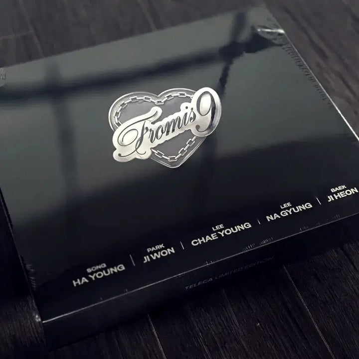 [BUNJANG] fromis_9 Limited Edition Slap Set / 프로미스나인 리미티드 에디션 한정수량 KCCF 선착 테레카 fromis9