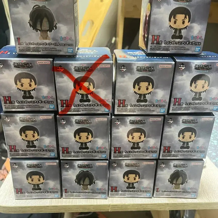 [BUNJANG] Attack on Titan Chokonokko Figure Set H &amp; I (Bundle) / 진격의 거인 초코노코피규어 H,I상 일괄판매