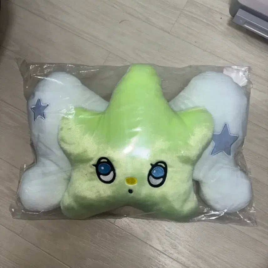 [BUNJANG] NCT WISH YUSHI Cushion (Riku Version) - Photocard Included (Sealed) / 리쿠포카포함 미개봉 엔시티위시 위츄 쿠션 리쿠버전