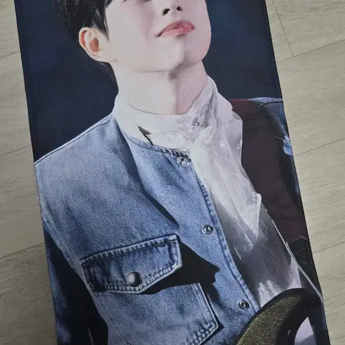 [BUNJANG] LUCY Choi Sangyeop Slogan / 루시 최상엽 슬로건