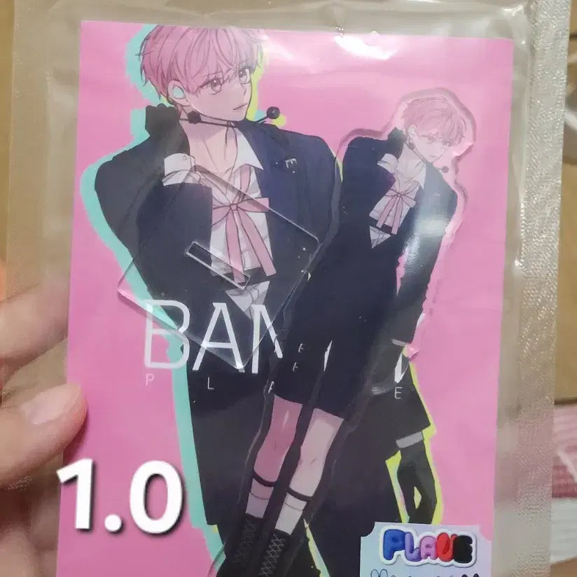 [BUNJANG] PLAVE Bambi Acrylic Stand + Photo Booth Print + 22 Postcards Bundle Set / [플레이브 밤비 아크릴 스탠드 + 프박 인화/엽서 22장 일괄