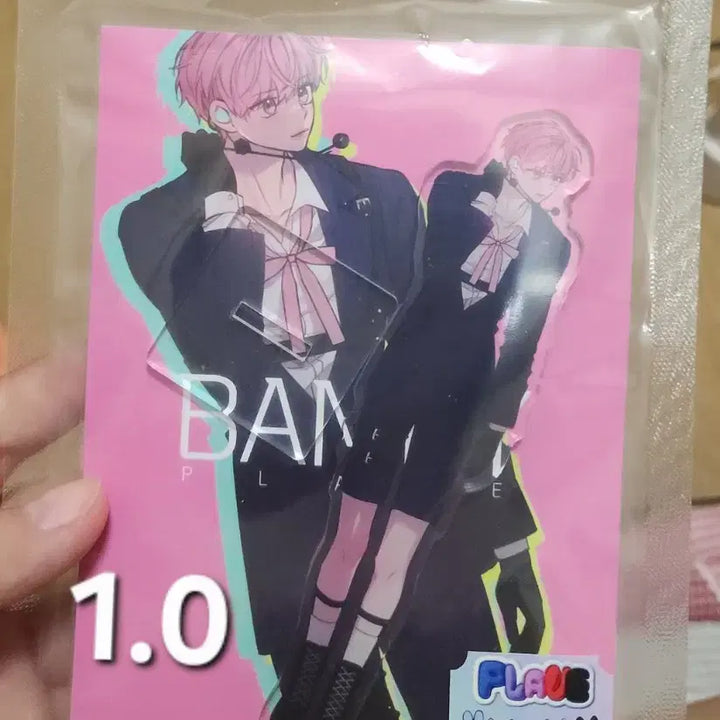 [BUNJANG] PLAVE Bambi Acrylic Stand + Photo Booth Print + 22 Postcards Bundle Set / [일괄) 플레이브 밤비 아크릴 스탠드 + 프박 인화/엽서 22장 일괄