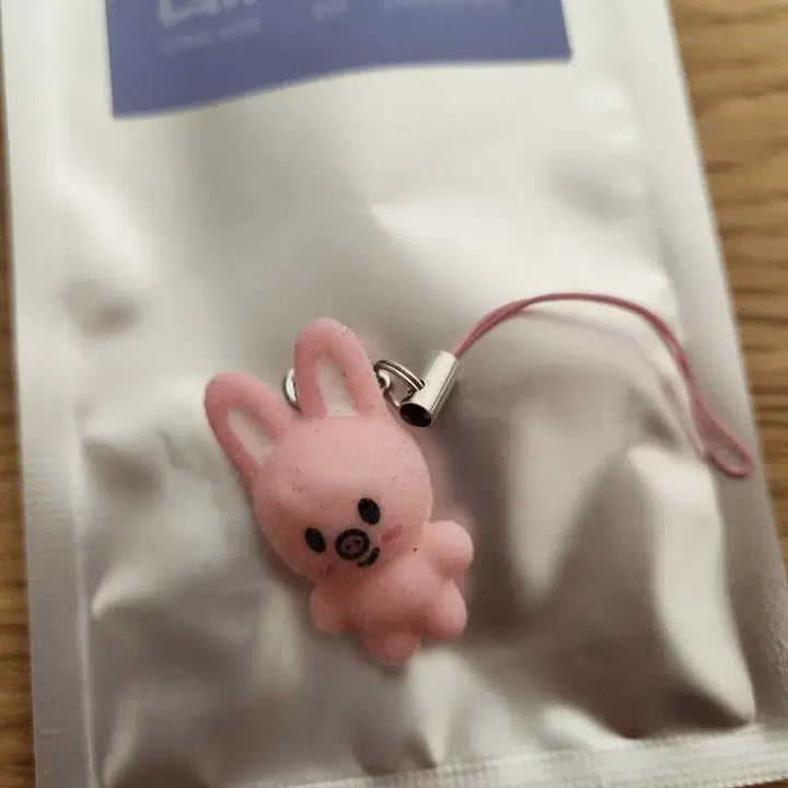 [SOLD OUT] [BUNJANG] SKZOO Secret Mini Charm Piggy / 스키주 시크릿 미니참 돼끼와 포카들!!!