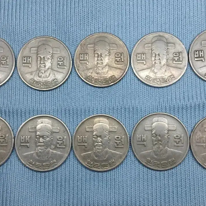[BUNJANG] 1971-1982 100 Won Coin Bundle (10 pcs) / 100원 동전 1971년-1982년 10개