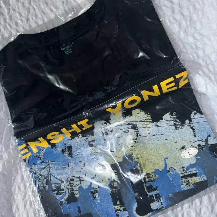 [BUNJANG] Yonezu Kenshi World Tour T-Shirt L (Sealed) / [미개봉] 요네즈켄시 월드투어 티셔츠 L