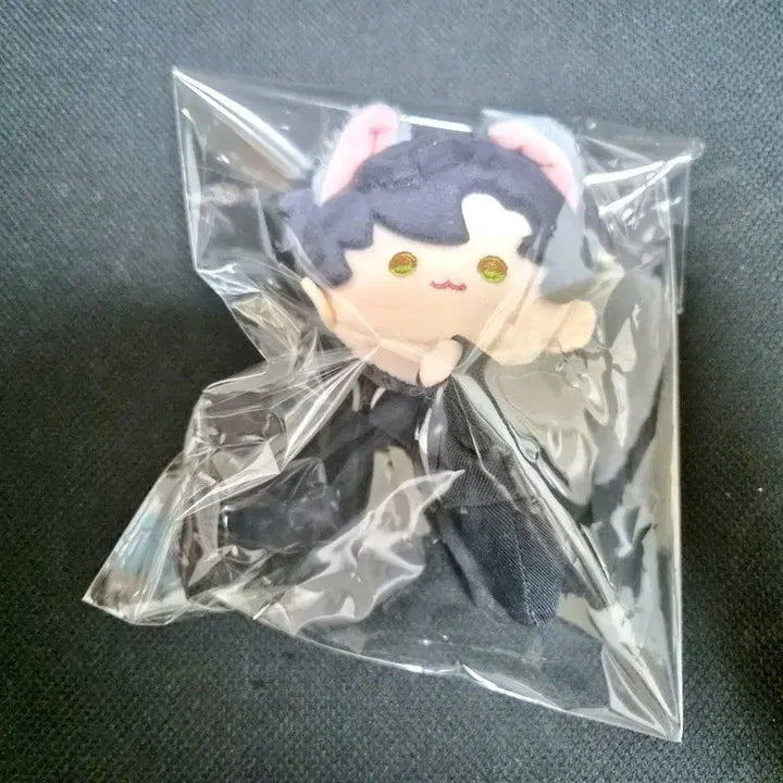 [BUNJANG] Love and Deepspace Seo-eon Cat Butler Doll / 럽딥 러브앤딥스페이스 이서언 냥집사 인형 누이 판매 럽앤딥