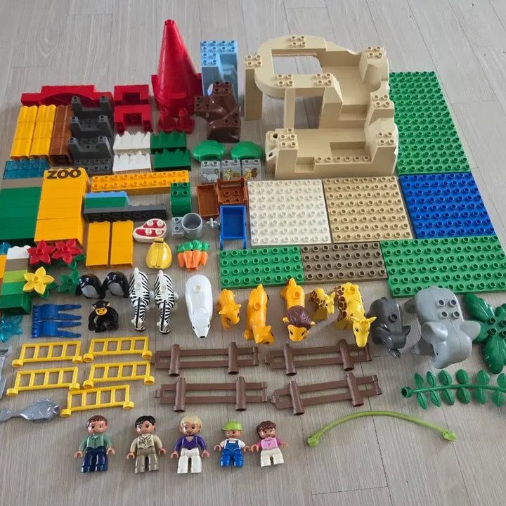 [BUNJANG] LEGO DUPLO Giant Zoo Set (4960 + 4971) / 레고듀플로 자이언트 Zoo 4960(동물원)+4971