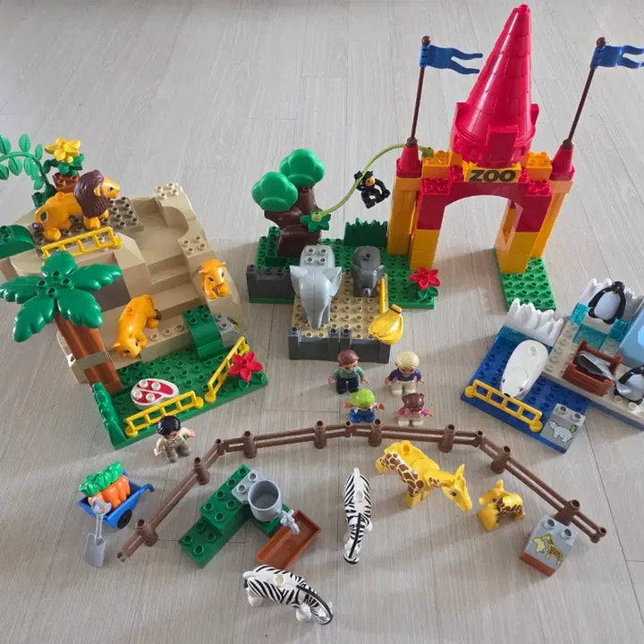 [BUNJANG] LEGO DUPLO Giant Zoo Set (4960 + 4971) / 레고듀플로 자이언트 Zoo 4960(동물원)+4971