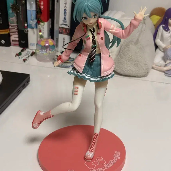 [BUNJANG] Ribbon Girl Miku Figure / 리본걸 미쿠 피규어