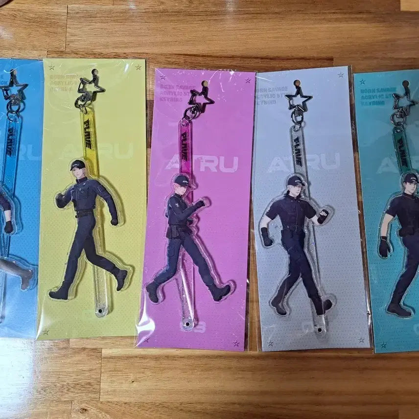 [BUNJANG] PULLIVE Caligo Part 2 Caligo 2 Bon Sae Savage Acrylic Stick Keyring Bundle Set / 플레이브 칼파투 칼리고2 본새비지 아크릴 스틱 키링 미개봉 일괄