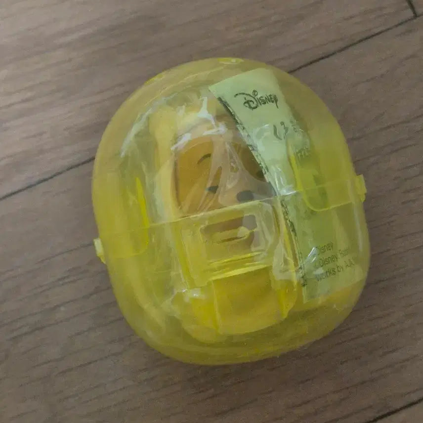 [BUNJANG] Disney Winnie the Pooh Rolled Blanket Gachapon / 디즈니 돌돌 말린 이불 가챠 곰돌이 푸