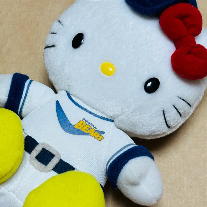 [BUNJANG] Doosan Bears Baseball Kitty Doll / 두산베어스 야구키티인형